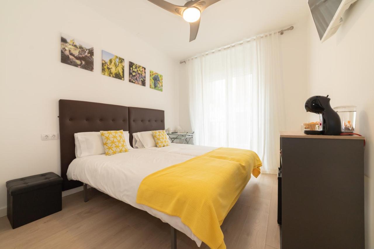 Hostal Puente De Hierro Logroño Buitenkant foto